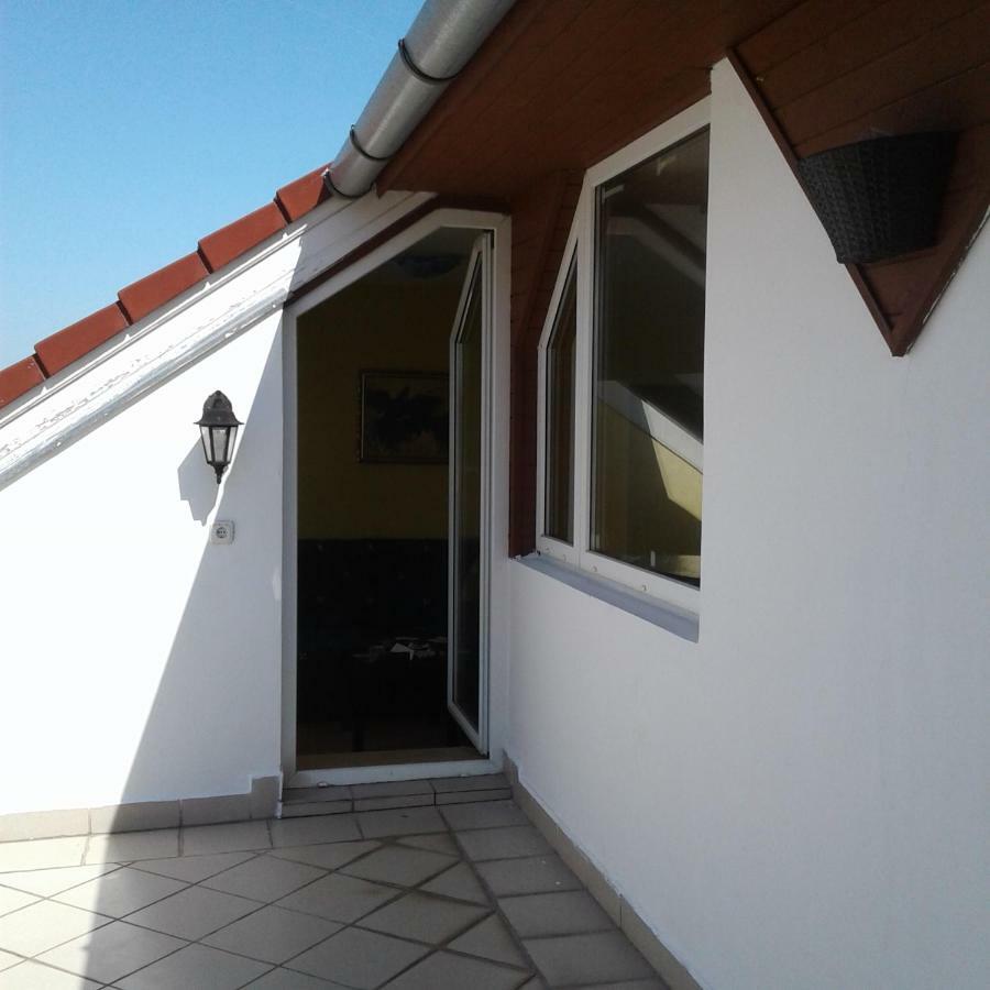Mary Apartment Шіофок Екстер'єр фото
