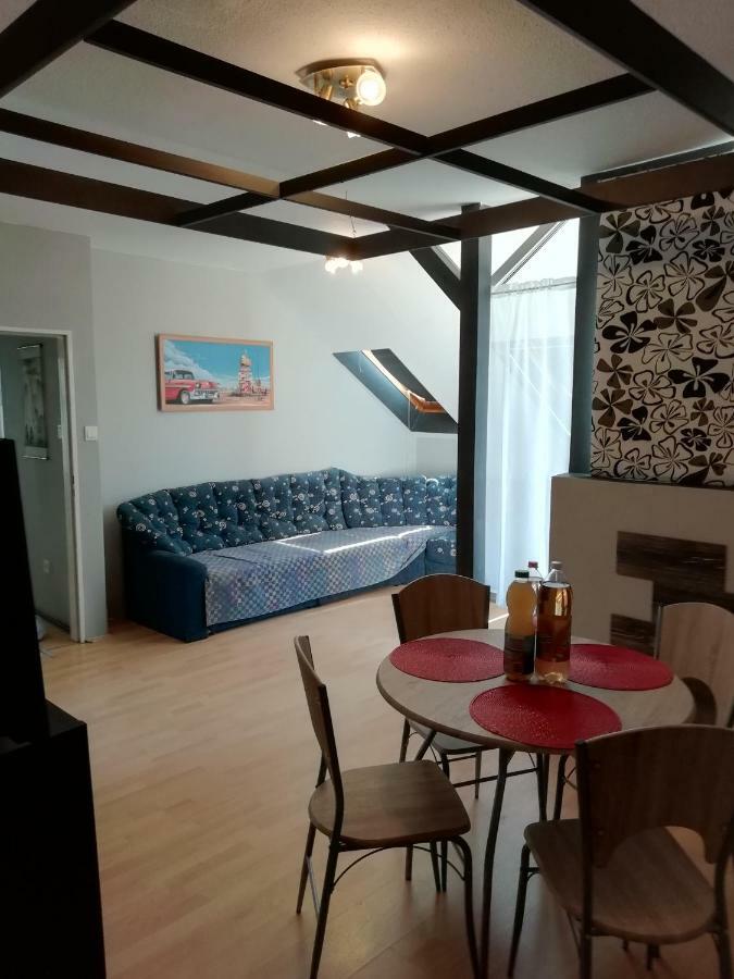 Mary Apartment Шіофок Екстер'єр фото